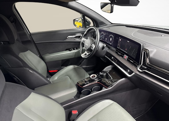 Vehicle image 9 Vehicle image 9