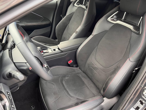 Vehicle image 9 Vehicle image 9