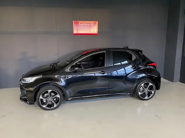 Toyota Yaris 1.5 VVT-i HSD Premium