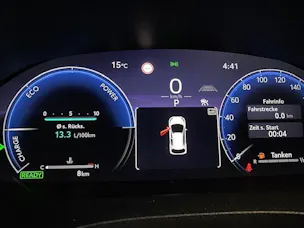 Toyota Yaris 1.5 VVT-i HSD Premium