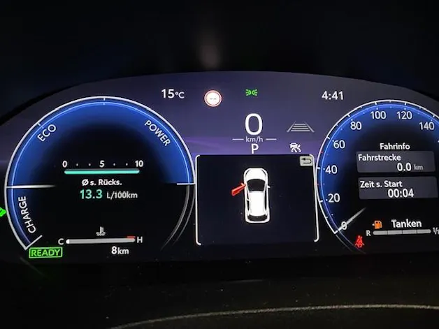Toyota Yaris 1.5 VVT-i HSD Premium