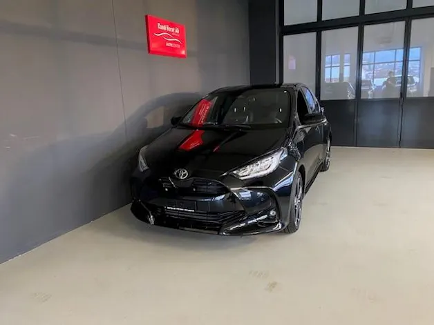 Toyota Yaris 1.5 VVT-i HSD Premium