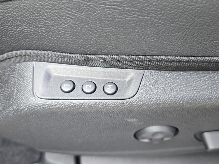 Vehicle image DS AUTOMOBILES DS7