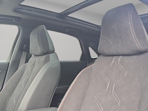 Vehicle image DS AUTOMOBILES DS7 1.6 E-Tense Pallas 4x4