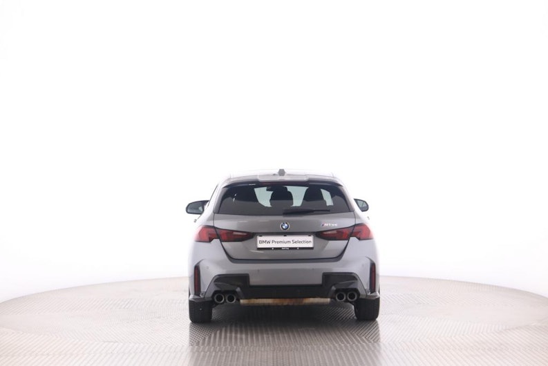 Vehicle image BMW 1 SERIES