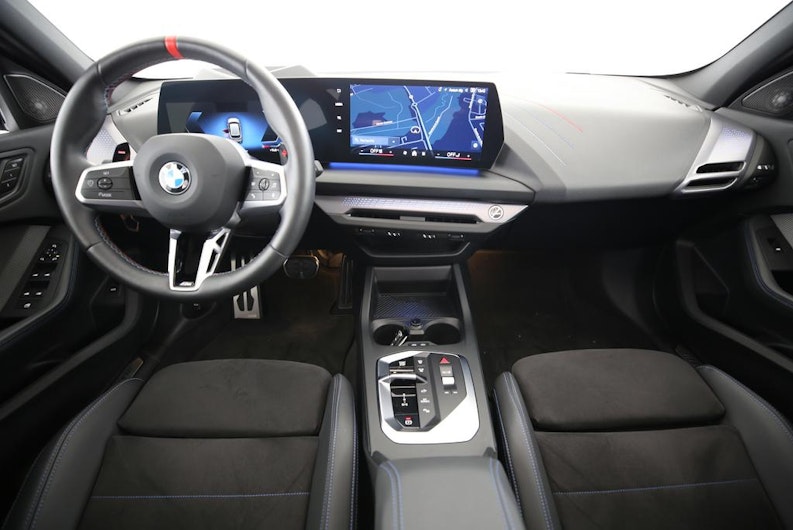 Vehicle image BMW 1 SERIES