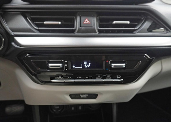 Vehicle image 16 Vehicle image 16