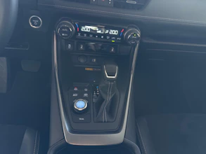 https://vehicle.imgix.net/4071563/51bc64dc-695a-4e5a-bc4e-af0770430729.jpg