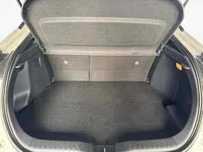 Fahrzeugbild TOYOTA C-HR 2.0 PHEV Swiss Edition