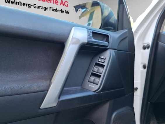 Vehicle image 7 Vehicle image 7