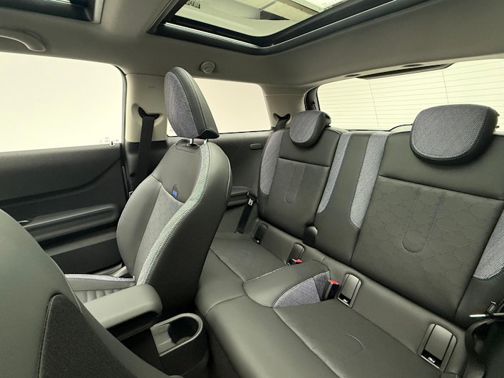 Vehicle image MINI MINI