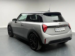image du véhicule MINI F66 2.0i Cooper S