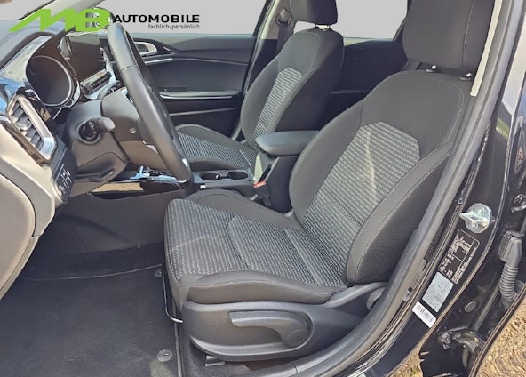 Vehicle image 8 Vehicle image 8