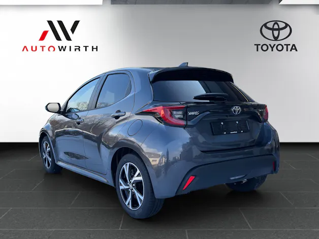 Toyota Yaris 1.5 VVT-i HSD Trend