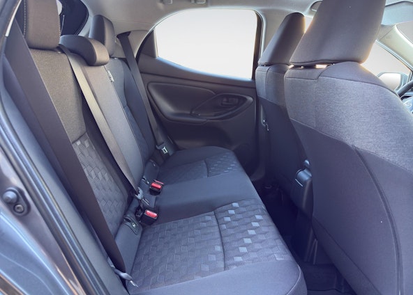 Vehicle image 16 Vehicle image 16