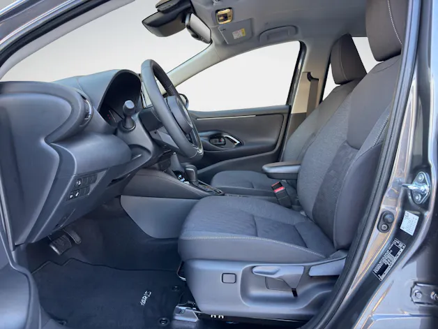 Toyota Yaris 1.5 VVT-i HSD Trend
