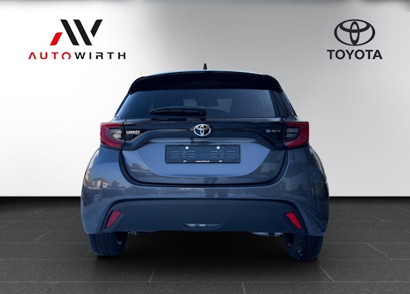 Vehicle image 5 Vehicle image 5