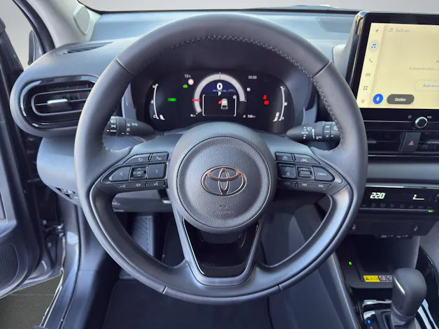 Toyota Yaris 1.5 VVT-i HSD Trend