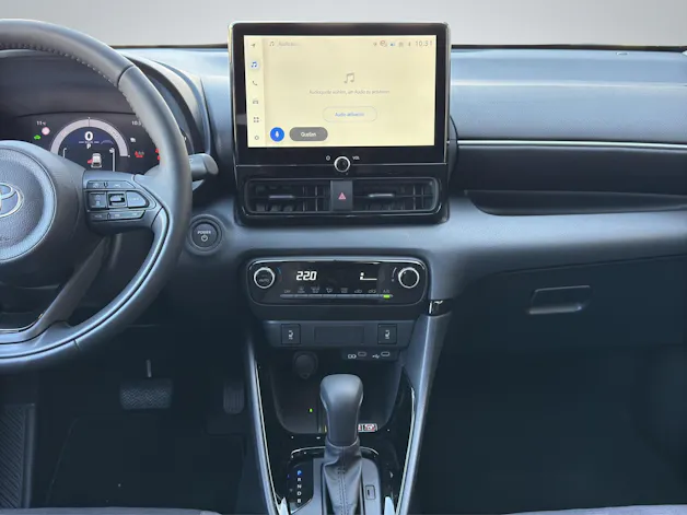 Toyota Yaris 1.5 VVT-i HSD Trend