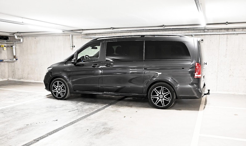 Vehicle image MERCEDES-BENZ V-CLASS