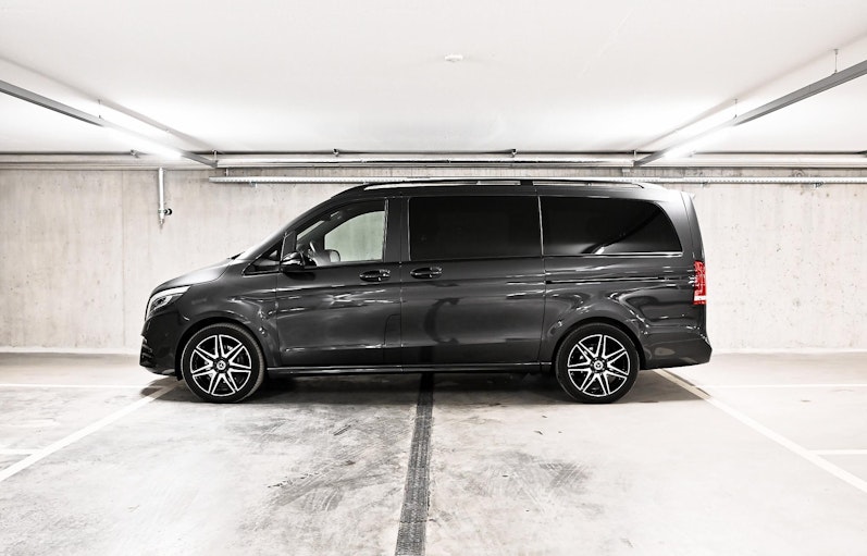 Vehicle image MERCEDES-BENZ V-CLASS