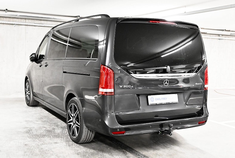 Vehicle image MERCEDES-BENZ V-CLASS