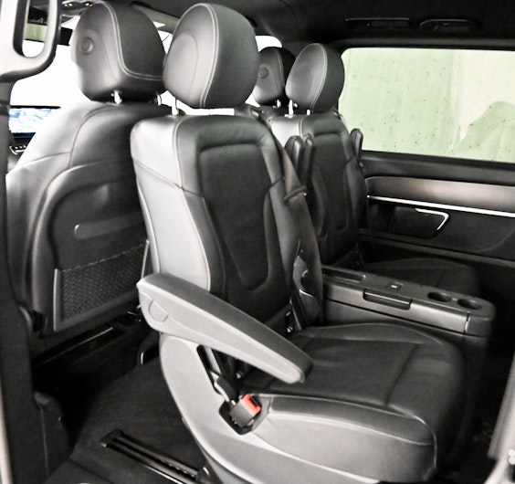 Vehicle image MERCEDES-BENZ V-CLASS