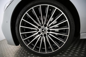 Vehicle image MERCEDES-BENZ C 300 Avantgarde 4matic