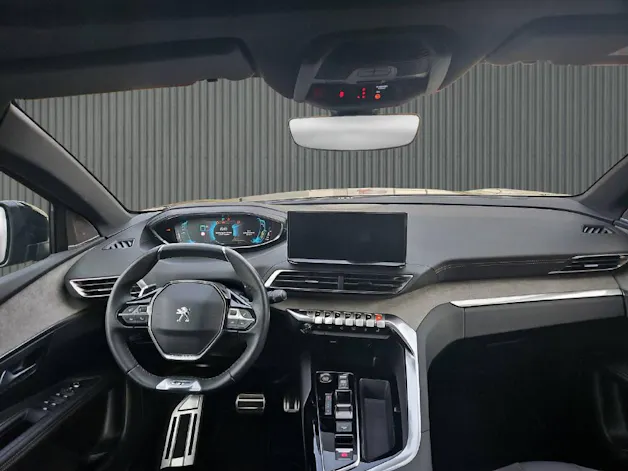 Peugeot 3008 Hybrid4 GT 300PS