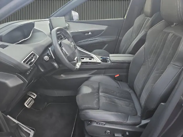 Peugeot 3008 Hybrid4 GT 300PS