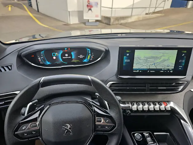 Peugeot 3008 Hybrid4 GT 300PS