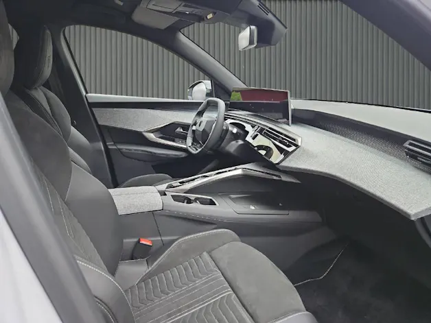 Peugeot 3008 1.6 Plug-in Hybrid GT 195PS