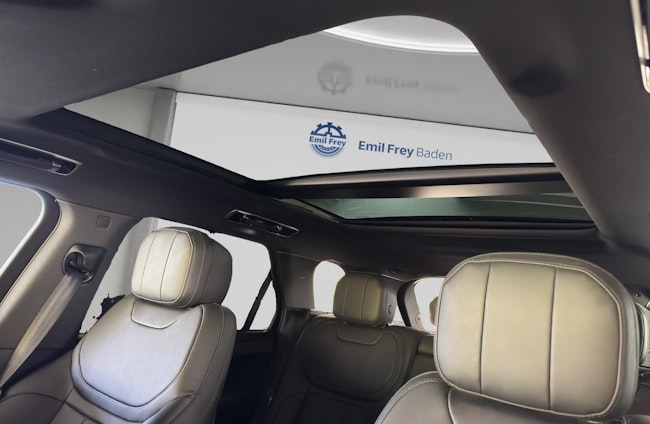 Vehicle image 18 Vehicle image 18