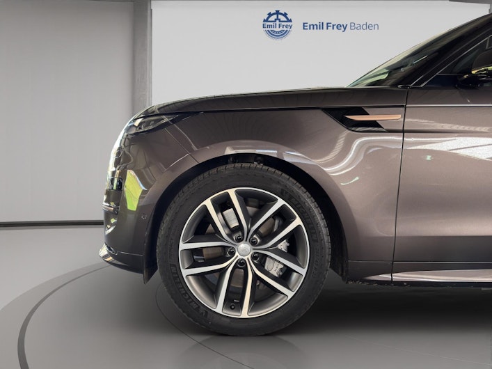 Vehicle image LAND ROVER RANGE ROVER SPORT