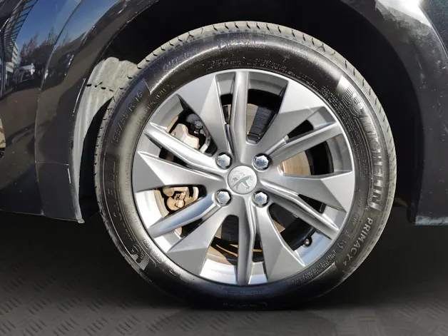 Peugeot 208 e-Allure Pack