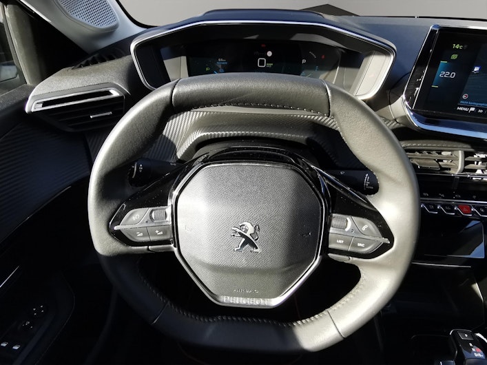 Vehicle image PEUGEOT 208