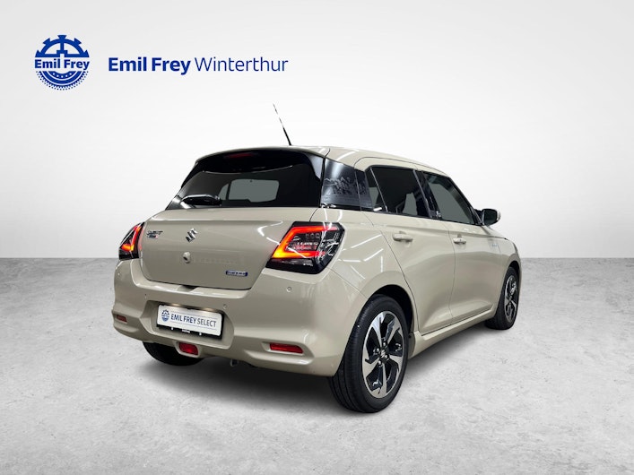 Vehicle image SUZUKI SWIFT