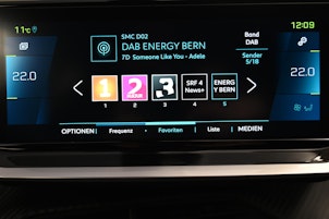 Vehicle image PEUGEOT 2008 e-Allure Pack