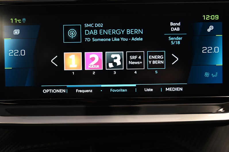 Vehicle image PEUGEOT 2008