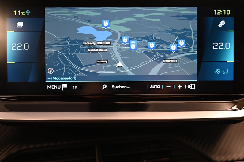 Vehicle image PEUGEOT 2008