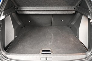 Vehicle image PEUGEOT 2008 e-Allure Pack