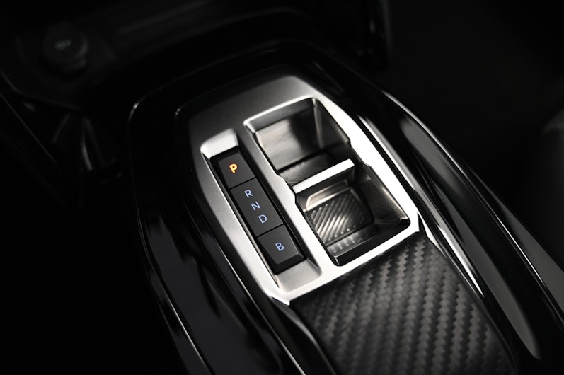 Vehicle image PEUGEOT 2008