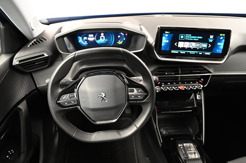 Vehicle image PEUGEOT 2008