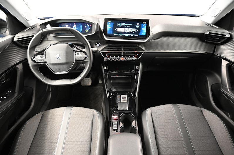 Vehicle image PEUGEOT 2008