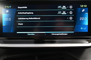 Vehicle image PEUGEOT 2008 e-Allure Pack