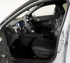 Vehicle image JEEP Avenger 1.2 MHEV Overland 4xe