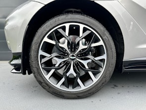 Vehicle image ASTON MARTIN DBX 707 4.0 V8 Bi-Turbo