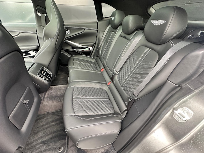 Vehicle image ASTON MARTIN DBX