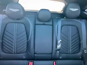 ASTON MARTIN DBX 707 4.0 V8 Bi-Turbo