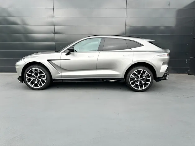 Aston Martin DBX 707 4.0 V8 Bi-Turbo